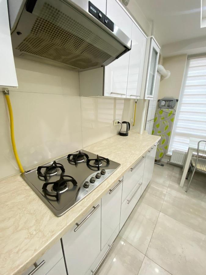 New Lux Apartment In คีชีเนา ภายนอก รูปภาพ