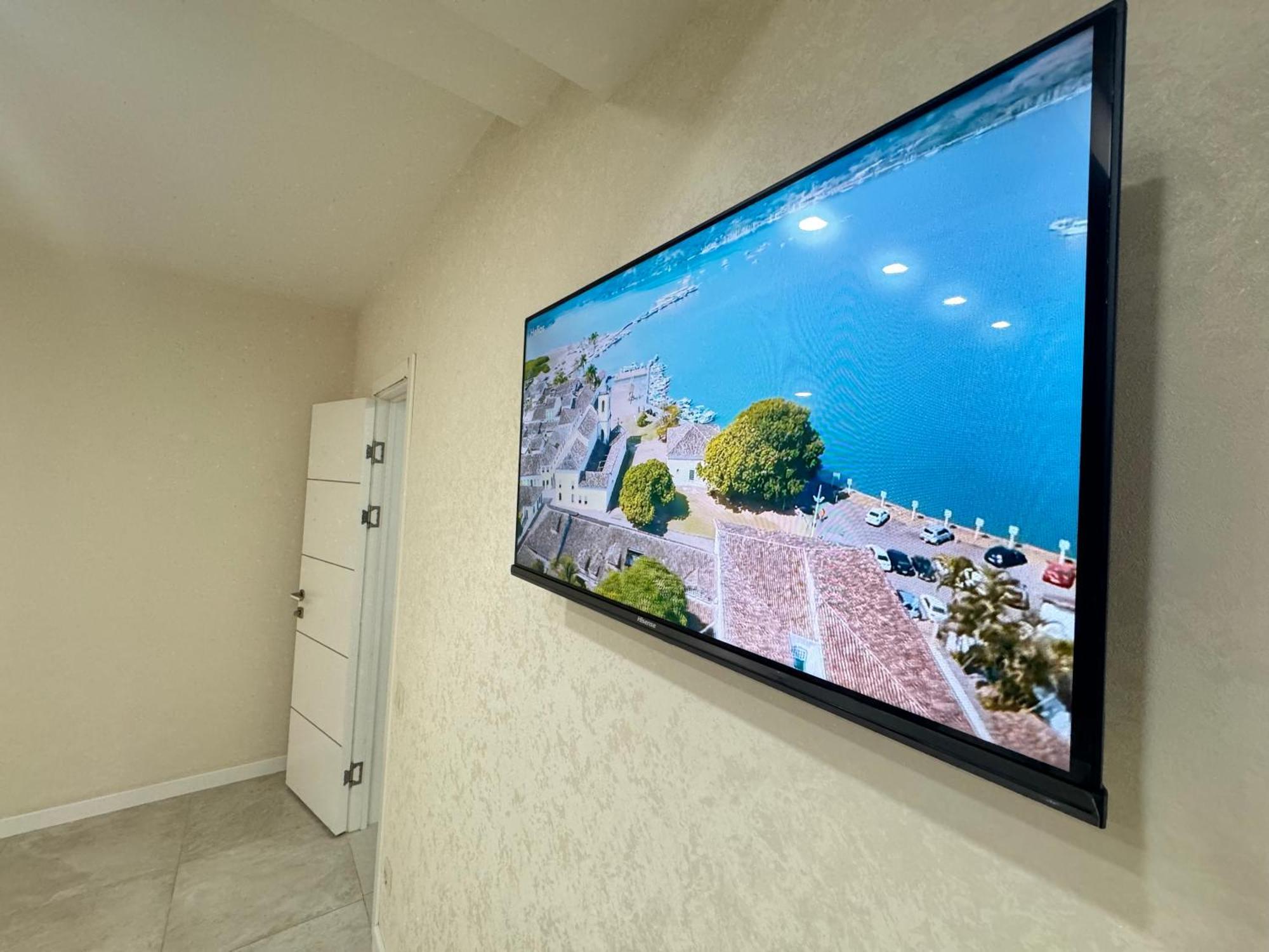New Lux Apartment In คีชีเนา ภายนอก รูปภาพ