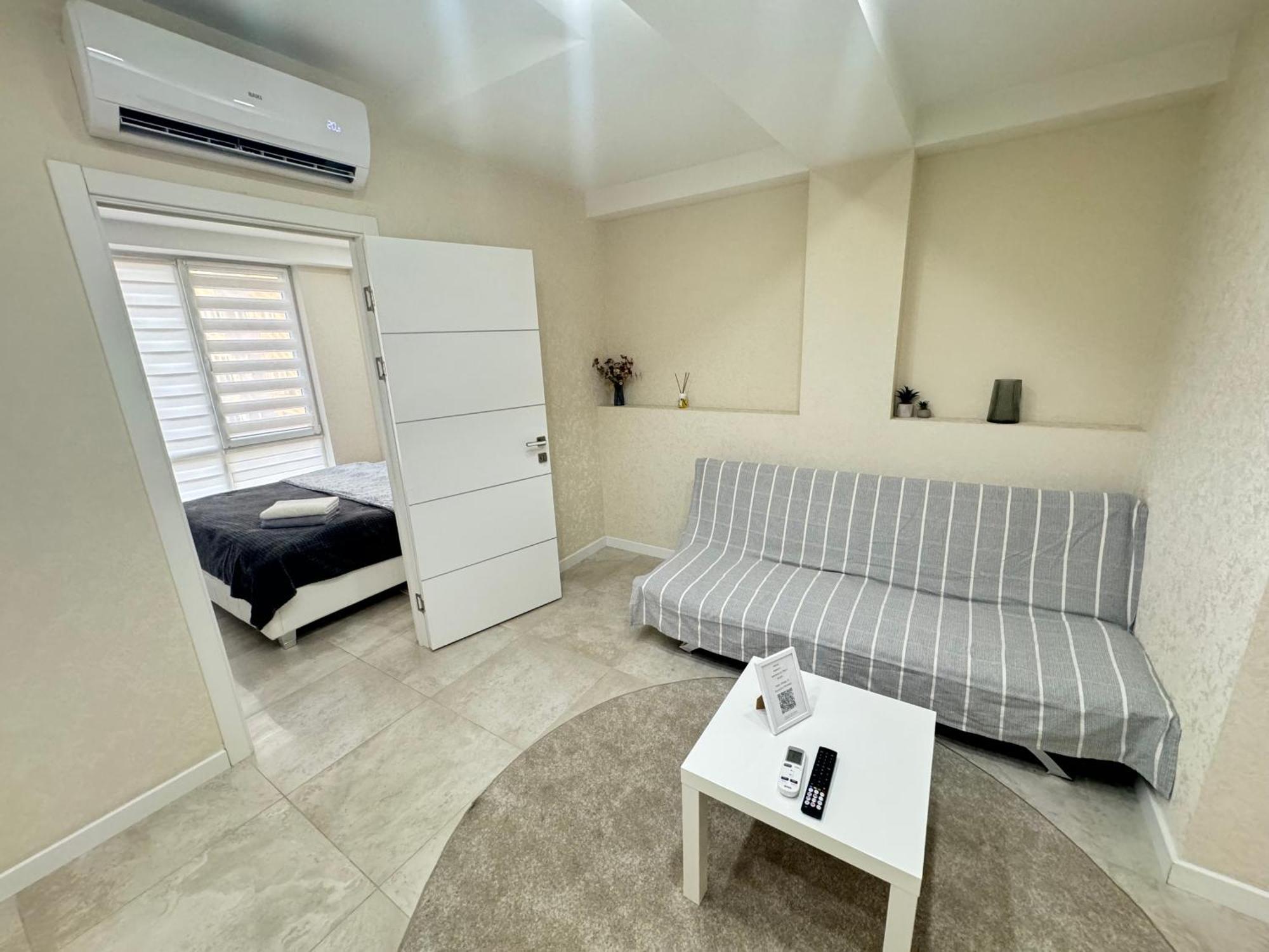 New Lux Apartment In คีชีเนา ภายนอก รูปภาพ