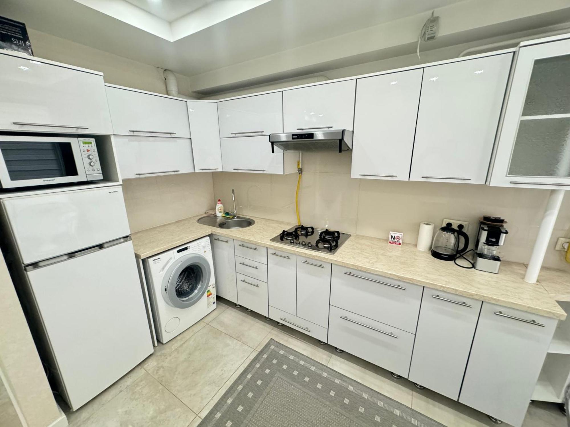 New Lux Apartment In คีชีเนา ภายนอก รูปภาพ